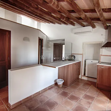 Tramuntana Suites Bed & Breakfast
