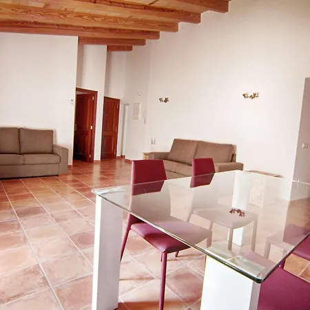 Tramuntana Suites 3* Selva (Mallorca)
